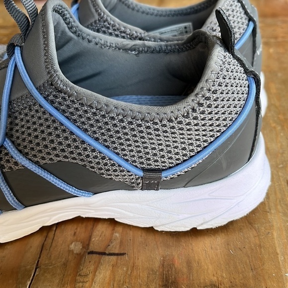 VIONIC Gray Jada Women’s Slip On Mesh Fitness Athletic Training Shoe Sneaker 7.5 - Picture 4 of 12